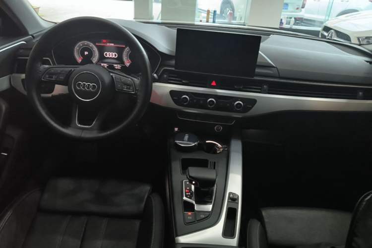 Used Audi A4L 2022 40 TFSI Fashion Dynamic Model Center Console