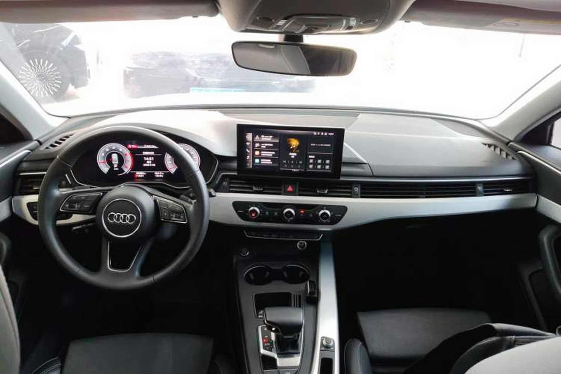 Used Audi A4L 2022 40 TFSI Fashion Dynamic Model Center Console