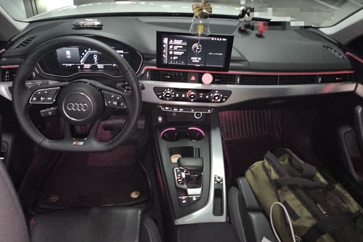 Used Audi A4L 2022 40 TFSI Fashion Dynamic Model Center Console