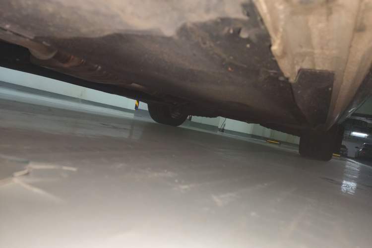 Used Audi A4L 2022 40 TFSI Luxury Dynamic Model Chassis Front Left
