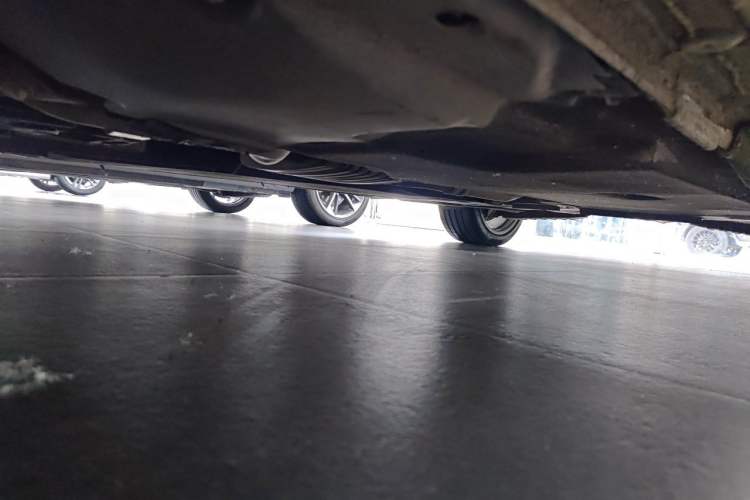 Used Audi A4L 2022 40 TFSI Fashion Dynamic Model Chassis Front Left