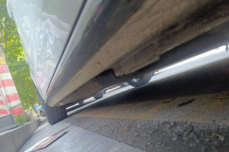 Used Audi A4L 2022 40 TFSI Luxury Dynamic Model Chassis Front Right