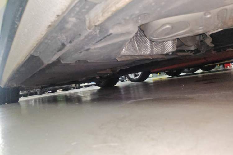 Used Audi A4L 2022 40 TFSI Luxury Dynamic Model Chassis Rear Left