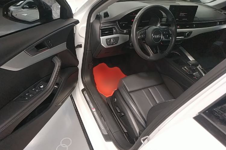 Used Audi A4L 2022 40 TFSI Luxury Dynamic Model Driver Seat