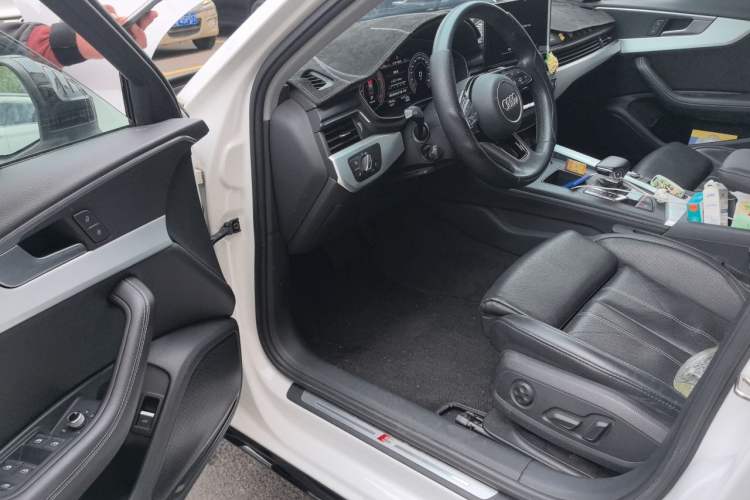 Used Audi A4L 2022 40 TFSI Luxury Dynamic Model Driver Seat