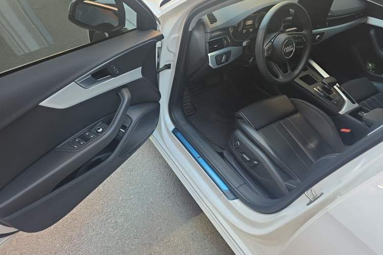 Used Audi A4L 2022 40 TFSI Fashion Dynamic Model Driver Seat