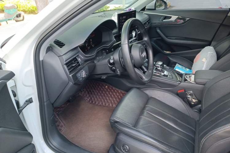 Used Audi A4L 2022 40 TFSI Fashion Dynamic Model Driver Seat