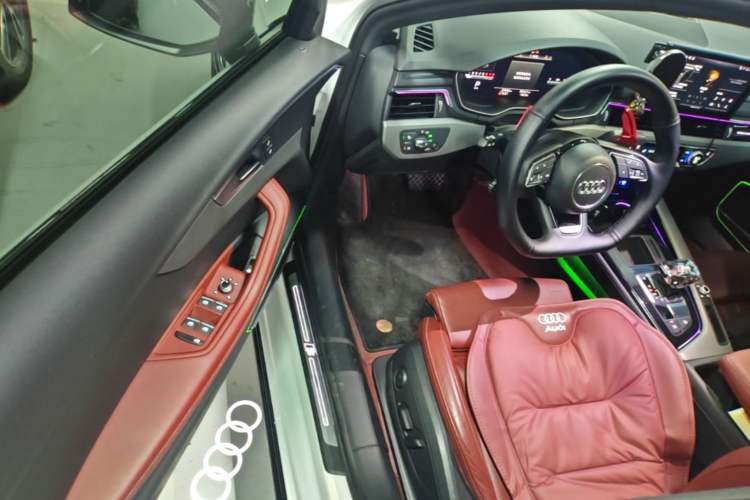 Used Audi A4L 2022 40 TFSI Luxury Dynamic Model Driver Seat