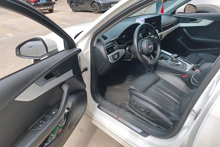 Used Audi A4L 2022 40 TFSI Fashion Dynamic Model Driver Seat