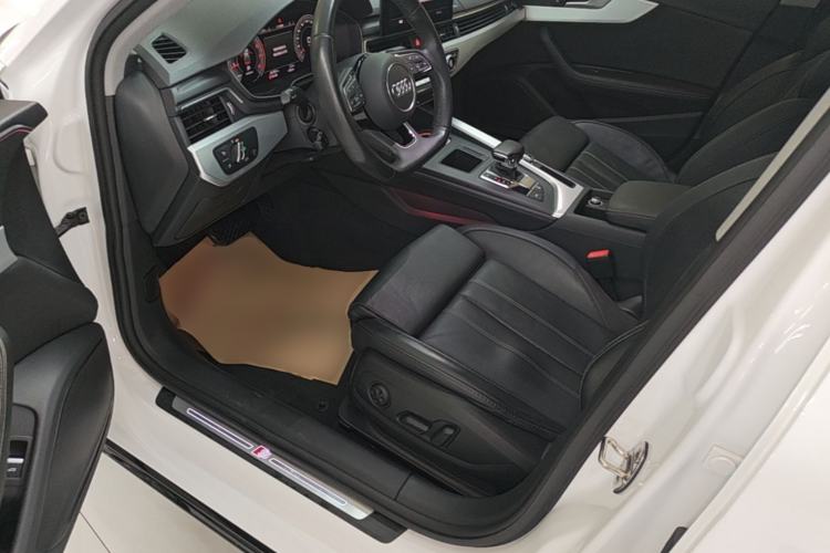 Used Audi A4L 2022 40 TFSI Luxury Dynamic Model Driver Seat