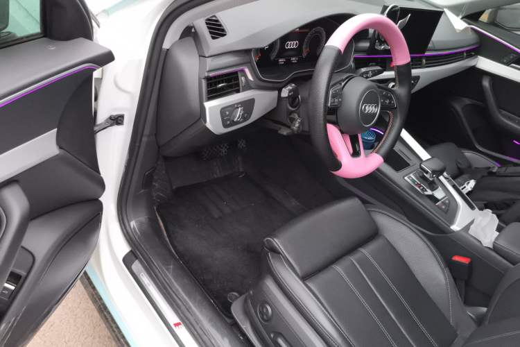 Used Audi A4L 2022 40 TFSI Fashion Dynamic Model Driver Seat