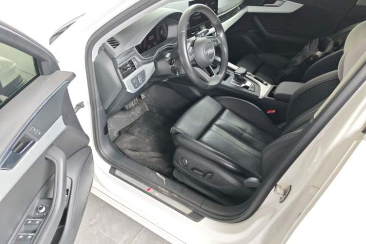 Used Audi A4L 2022 40 TFSI Fashion Dynamic Model Driver Seat