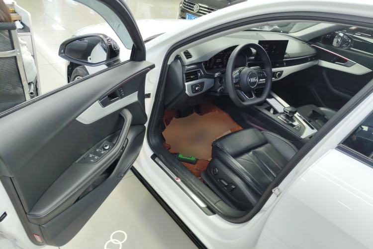 Used Audi A4L 2022 40 TFSI Luxury Dynamic Model Driver Seat