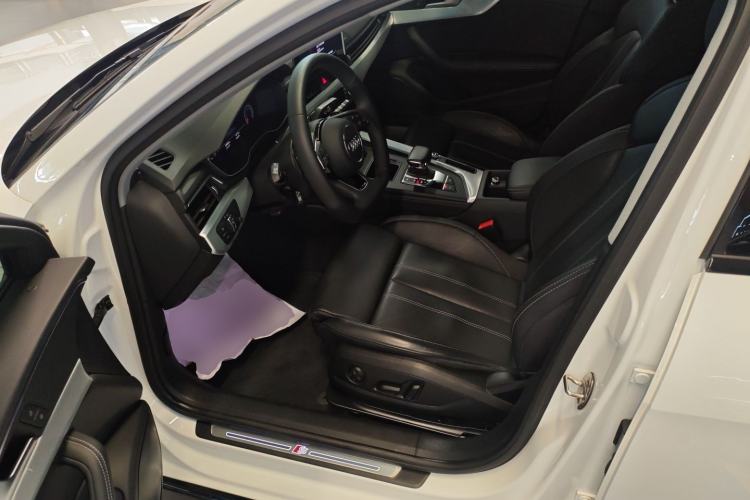 Used Audi A4L 2022 40 TFSI Luxury Dynamic Model Driver Seat