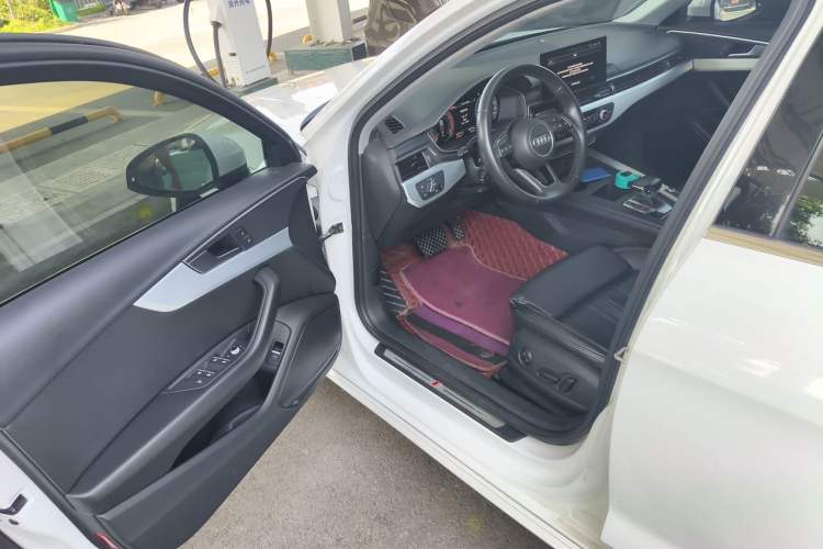 Used Audi A4L 2022 40 TFSI Fashion Dynamic Model Driver Seat