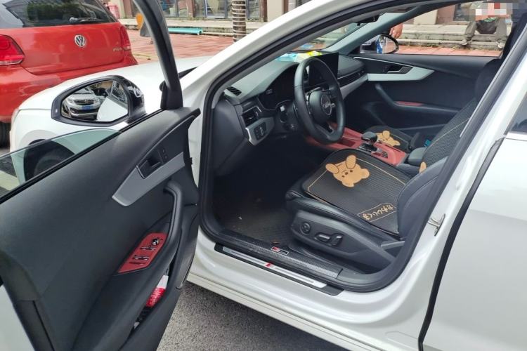 Used Audi A4L 2022 40 TFSI Fashion Dynamic Model Driver Seat