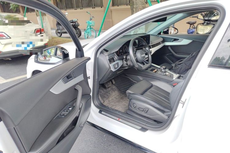 Used Audi A4L 2022 40 TFSI Luxury Dynamic Model Driver Seat