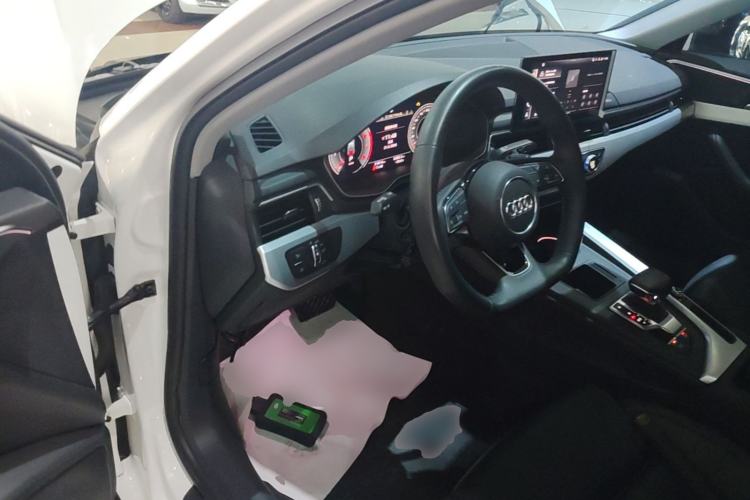 Used Audi A4L 2022 40 TFSI Luxury Dynamic Model Driver Seat