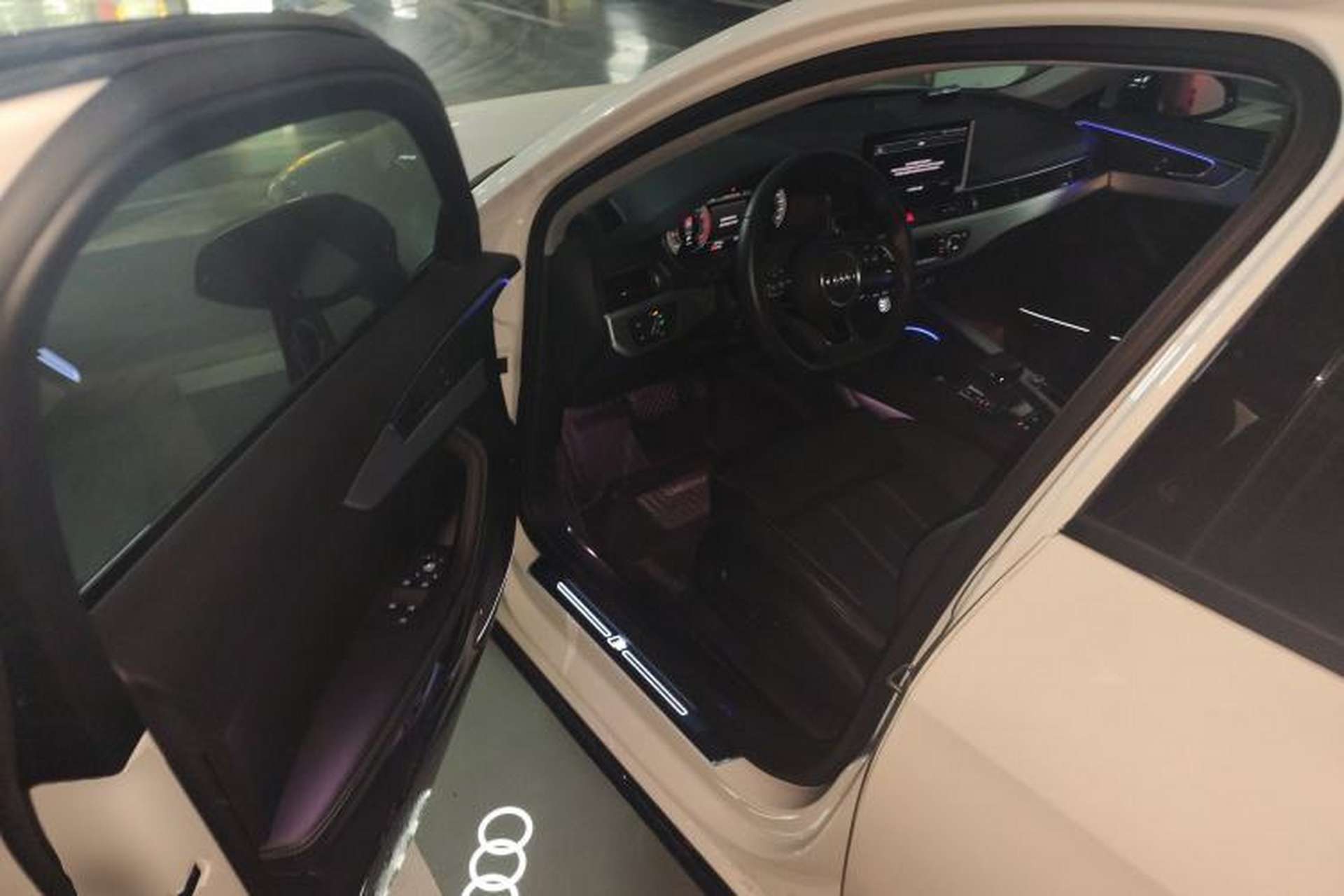 Used Audi A4L 2022 40 TFSI Luxury Dynamic Model Driver Seat