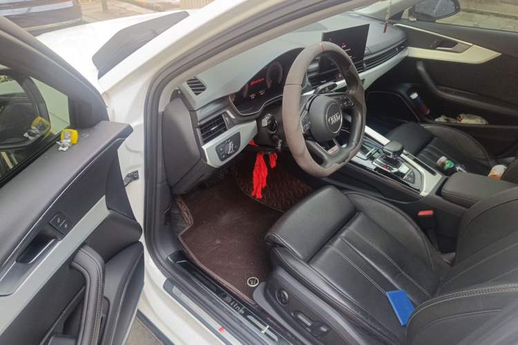Used Audi A4L 2022 40 TFSI Luxury Dynamic Model Driver Seat