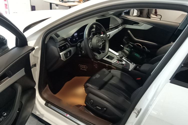 Used Audi A4L 2022 40 TFSI Luxury Dynamic Model Driver Seat