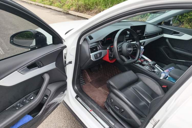 Used Audi A4L 2022 40 TFSI Luxury Dynamic Model Driver Seat