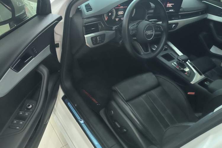 Used Audi A4L 2022 40 TFSI Fashion Dynamic Model Driver Seat