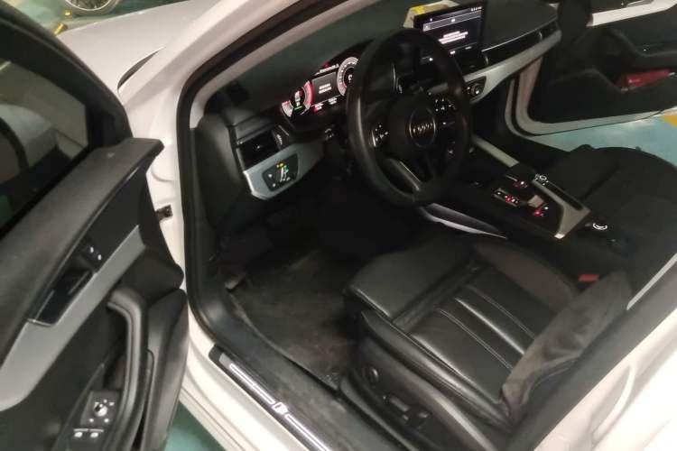 Used Audi A4L 2022 40 TFSI Fashion Dynamic Model Driver Seat