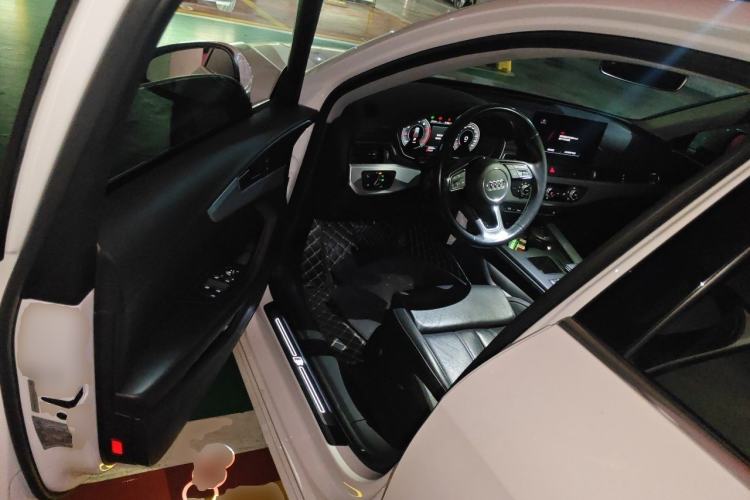 Used Audi A4L 2022 40 TFSI Fashion Dynamic Model Driver Seat
