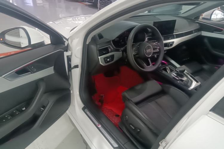 Used Audi A4L 2022 40 TFSI Fashion Dynamic Model Driver Seat