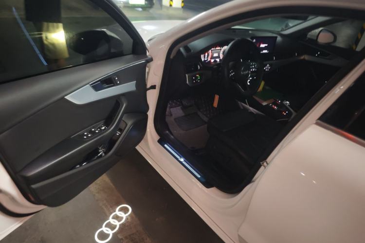 Used Audi A4L 2022 40 TFSI Fashion Dynamic Model Driver Seat