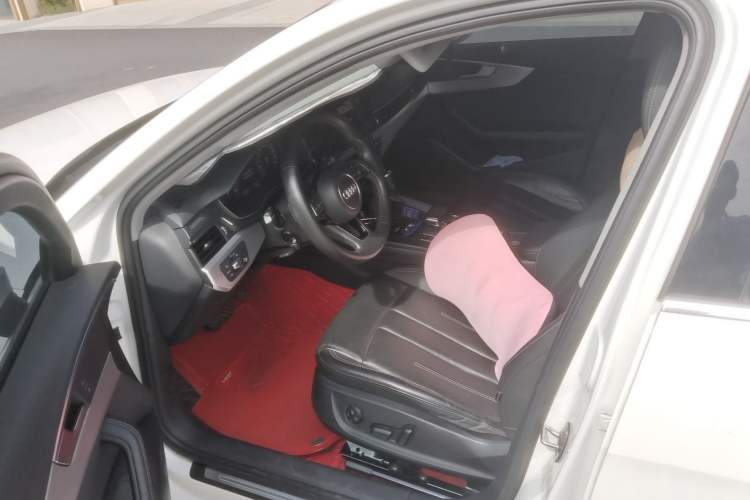 Used Audi A4L 2022 40 TFSI Luxury Prestige Edition Driver Seat