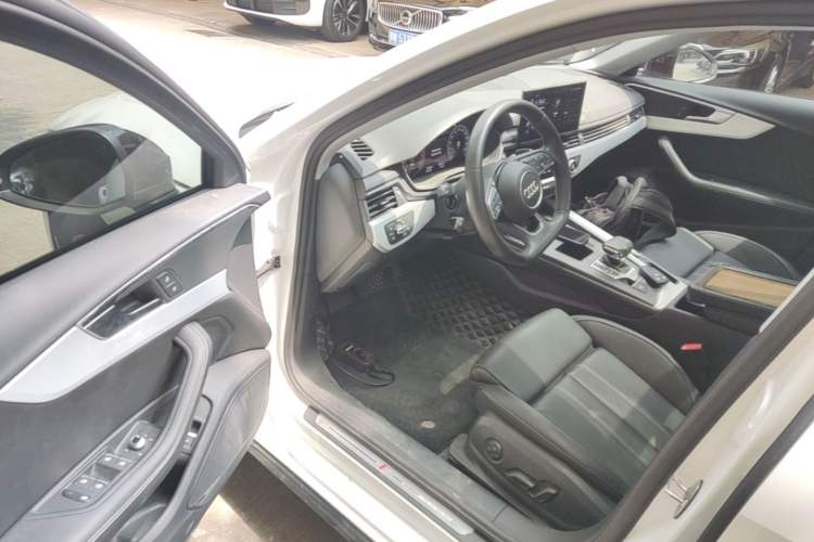 Used Audi A4L 2022 40 TFSI Fashion Dynamic Model Driver Seat