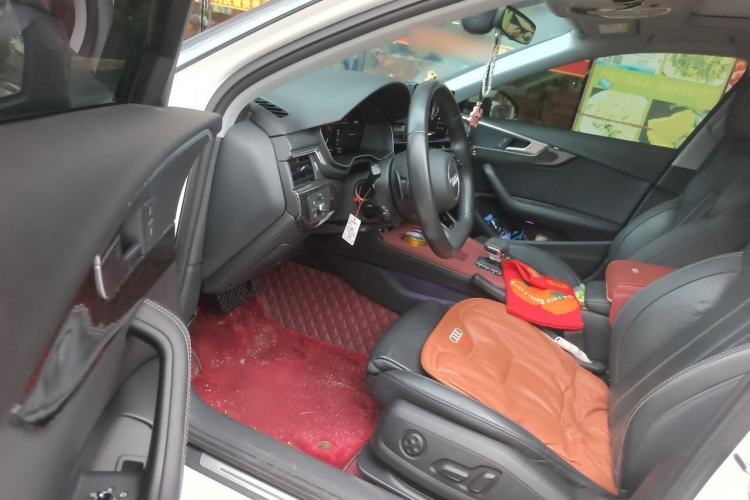 Used Audi A4L 2022 40 TFSI Luxury Dynamic Model Driver Seat