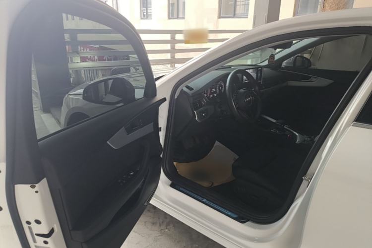 Used Audi A4L 2022 40 TFSI Fashion Dynamic Model Driver Seat