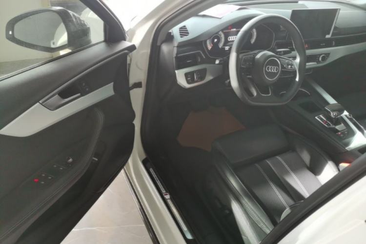 Used Audi A4L 2022 40 TFSI Luxury Dynamic Model Driver Seat