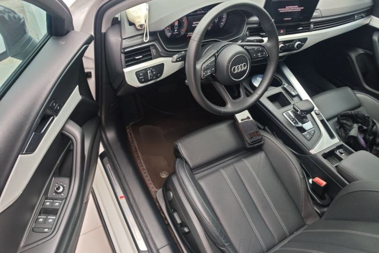 Used Audi A4L 2022 40 TFSI Fashion Dynamic Model Driver Seat