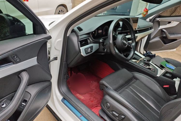 Used Audi A4L 2022 40 TFSI Luxury Dynamic Model Driver Seat