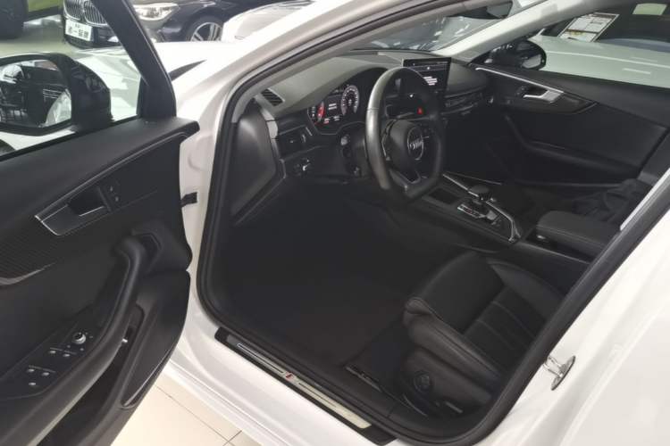 Used Audi A4L 2022 45 TFSI quattro Prestige Dynamic Edition Driver Seat