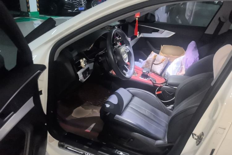 Used Audi A4L 2022 40 TFSI Fashion Dynamic Model Driver Seat