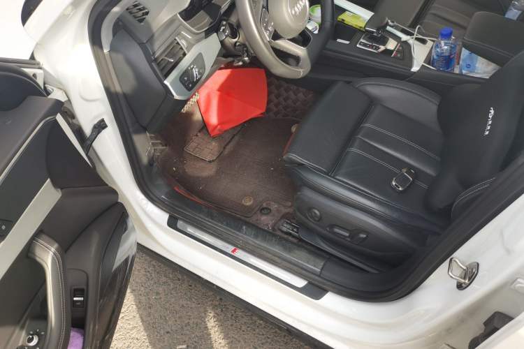 Used Audi A4L 2022 40 TFSI Luxury Dynamic Model Driver Seat