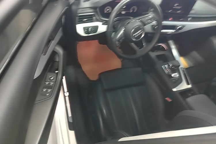Used Audi A4L 2022 40 TFSI Luxury Dynamic Model Driver Seat