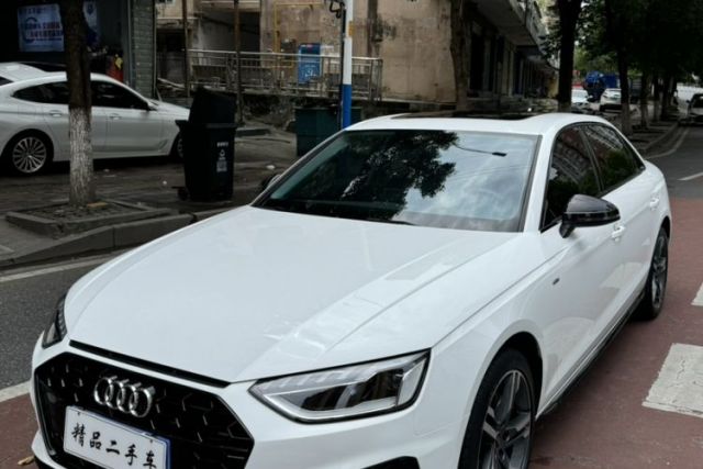 Used Audi A4L 2022 40 TFSI Luxury Dynamic Model