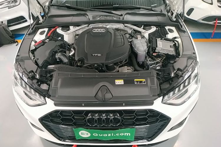Used Audi A4L 2022 40 TFSI Luxury Dynamic Model Engine Bay