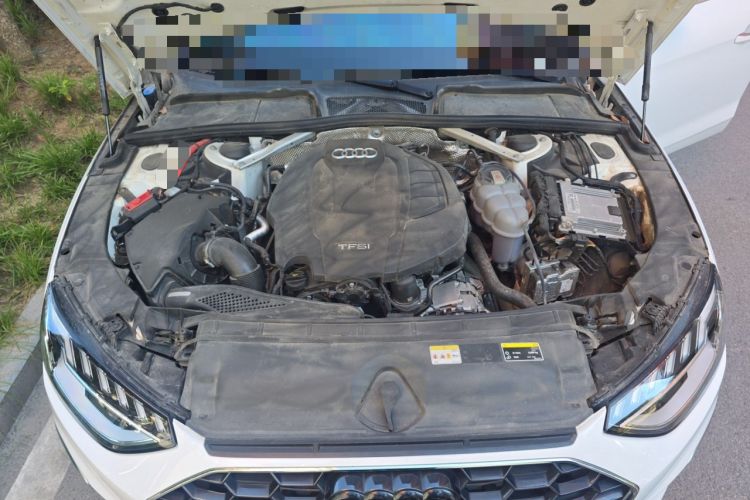 Used Audi A4L 2022 40 TFSI Fashion Dynamic Model Engine Bay