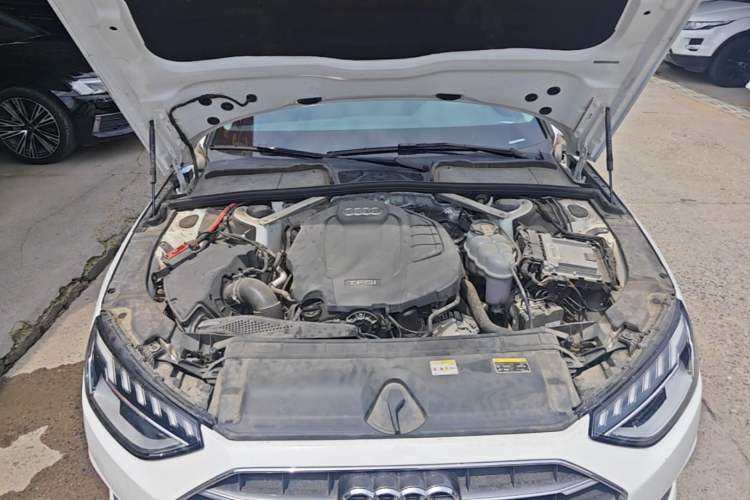 Used Audi A4L 2022 40 TFSI Luxury Prestige Edition Engine Bay