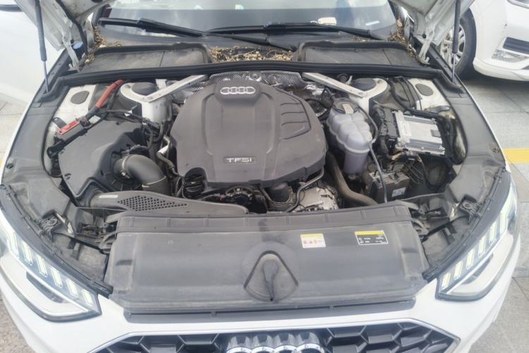 Used Audi A4L 2022 40 TFSI Fashion Dynamic Model Engine Bay