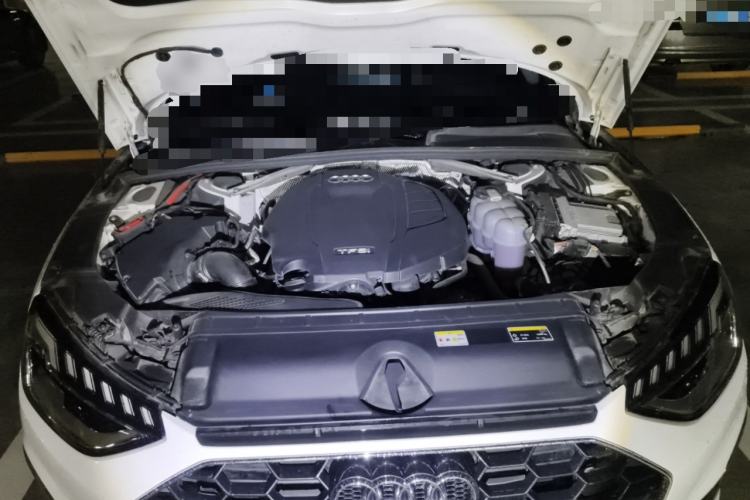 Used Audi A4L 2022 40 TFSI Fashion Dynamic Model Engine Bay