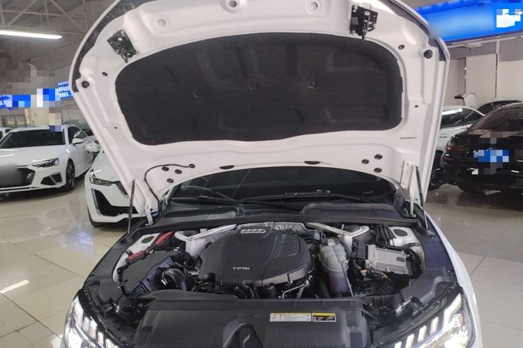 Used Audi A4L 2022 40 TFSI Stylish and Elegant Edition Engine Bay
