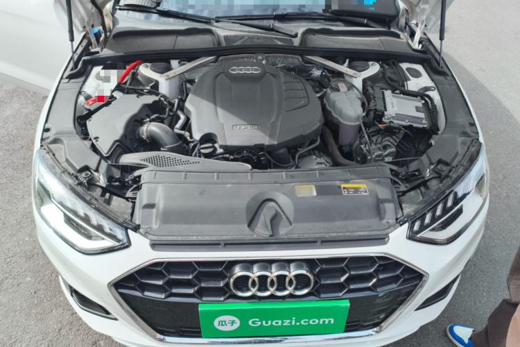 Used Audi A4L 2022 40 TFSI Fashion Dynamic Model Engine Bay